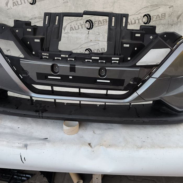 Bara fata Nissan Qashqai 2 Facelift an 2017-2018-2019-2020