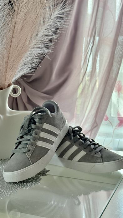 Детски кецове Adidas – като нови