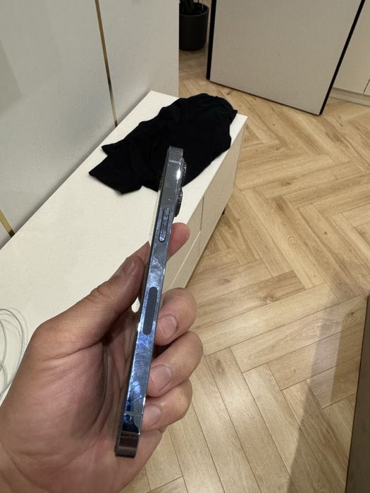 Продам iphone 13 pro 128