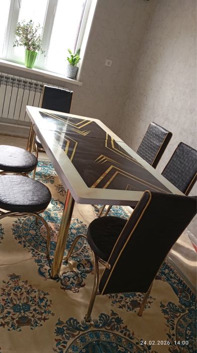 Стул с стульями