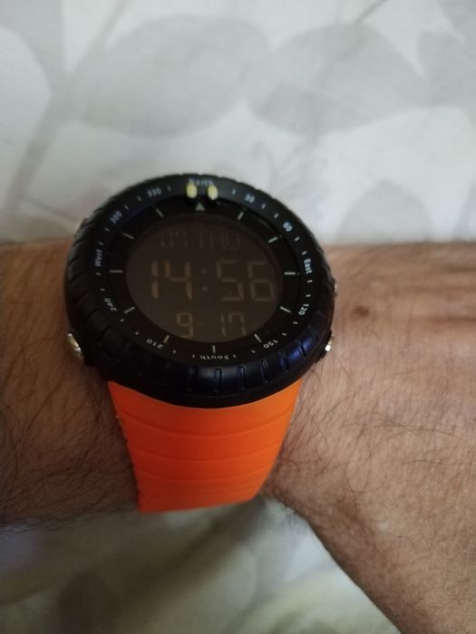 Продавам 2 Чисто нови Електронни часовника