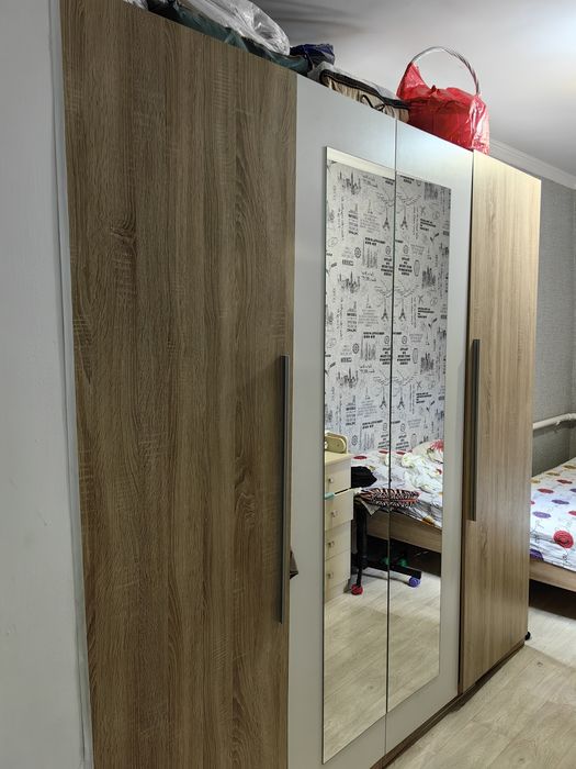 Спальный гарнитур