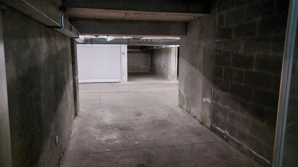 Дава се под наем Гараж / Паркомясто в София, Банишора - 34 кв.м за 234.6 € - Снимка #5