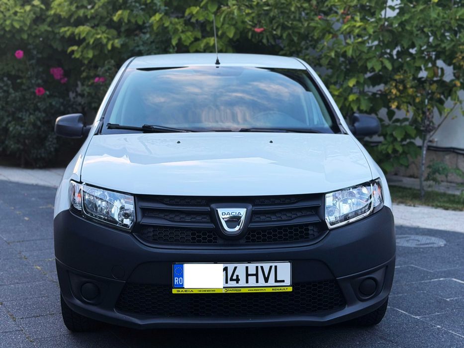 DACIA Logan 2013 — imagine 1
