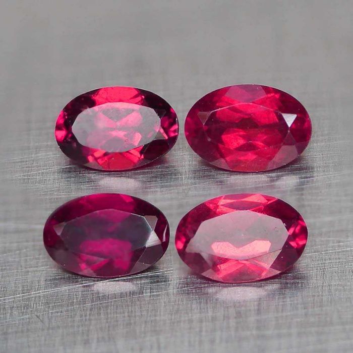 Сапфири,Гранати,Перидоти,Циркон, Турмалини,Морганити,Хризоберил,Апатит