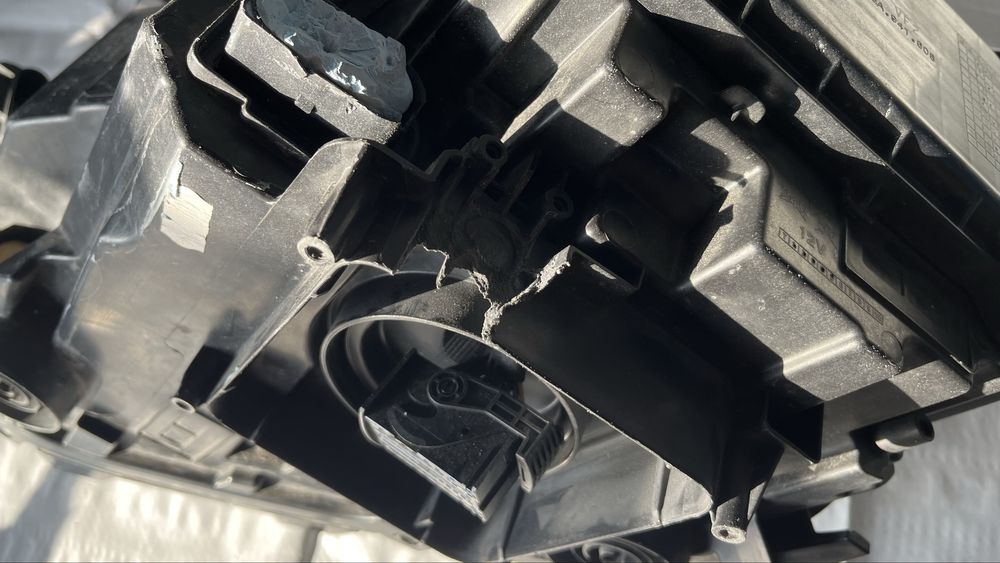 Ляв и десен фар VW T-Roc