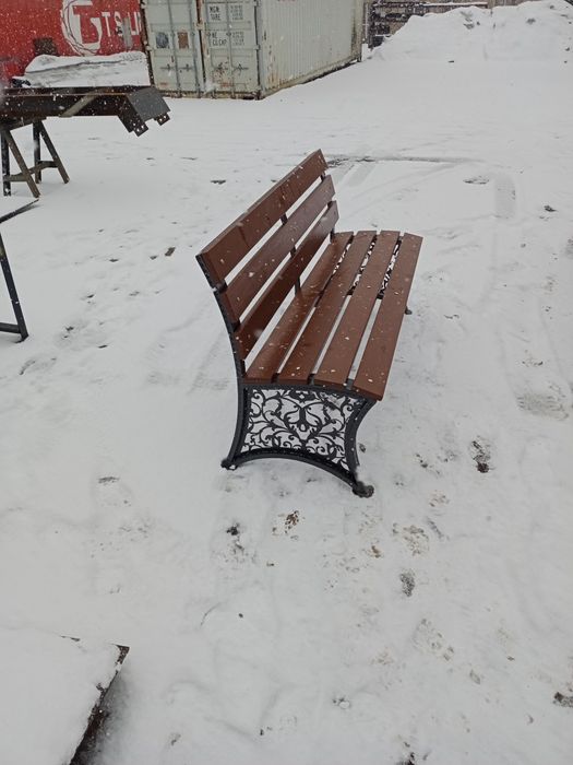 Красивая надёжная лавочка