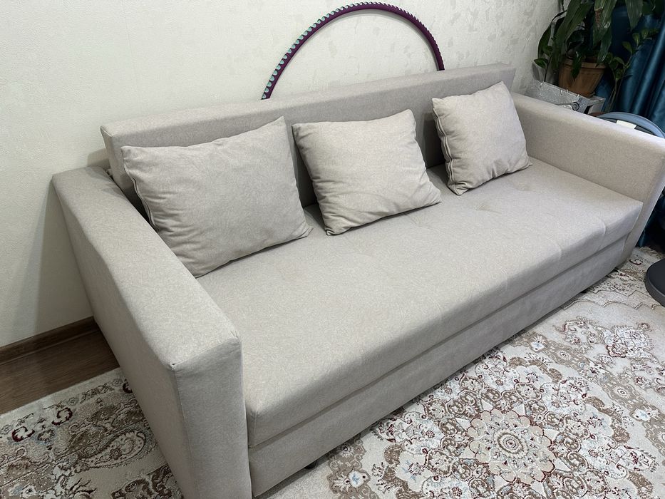 Продам ДИВАН 210х90