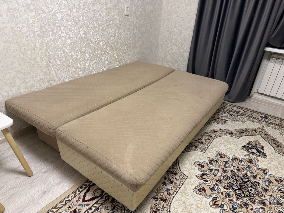 Продается Диван 2 метра