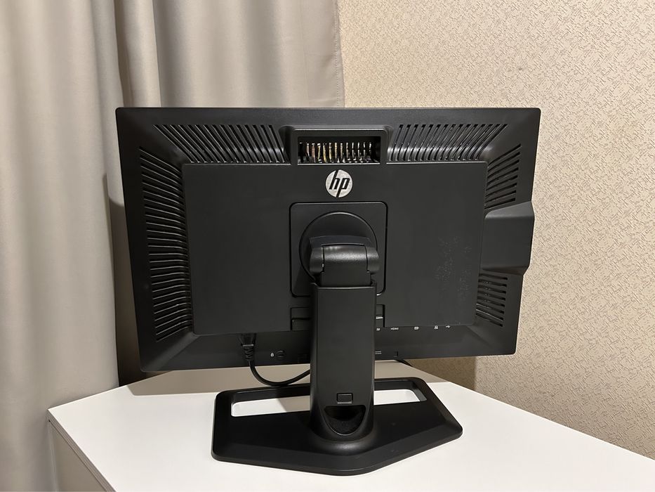 Монитор HP z2440w