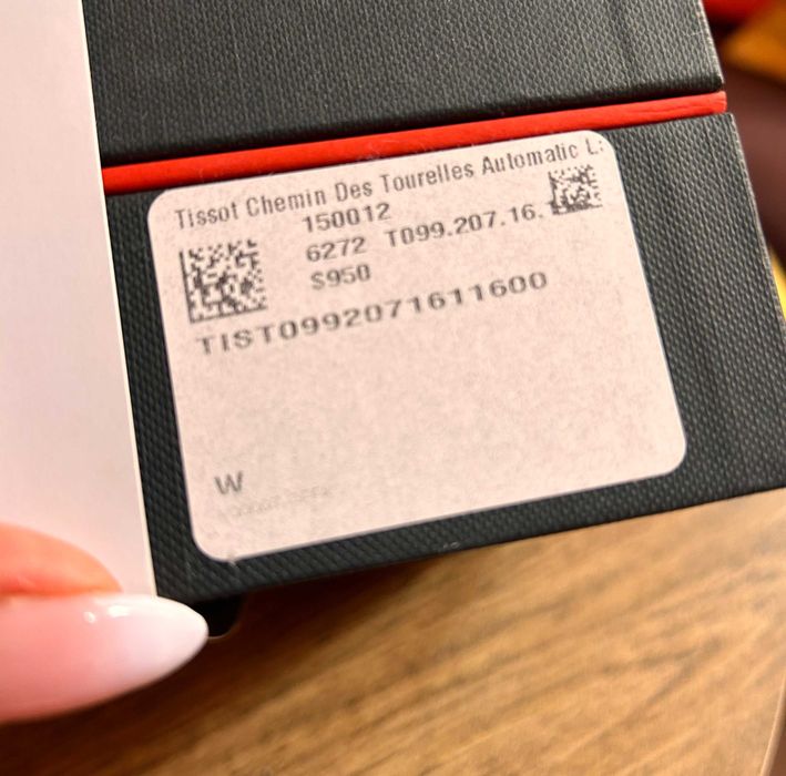 Дамски часовник TISSOT,Автоматиk ТИСОТ 32 диаманта, бял, сапфир стъкло