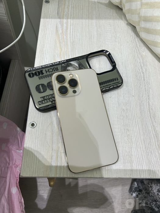 Iphone 13 pro gold