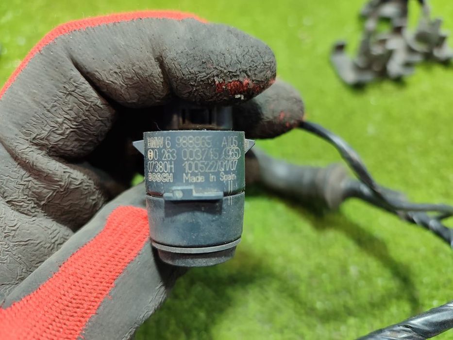 SENZORI PARCARE SPATE + ILUMINARE NUMERE BMW 116D 2010 E81 E82 E87 E88 2.0 DIESEL MANUAL COD OEM 63267193294 / 7193294 / 6988965 / 0263003745 / 2004-2