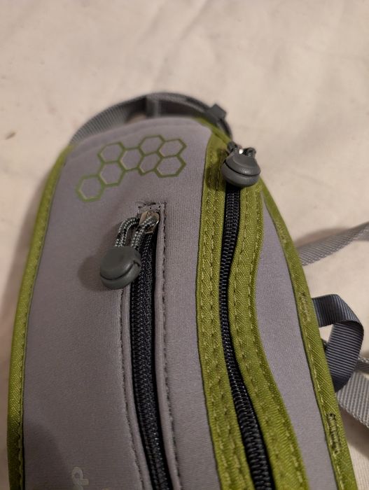 Deuter спортно портмоне за кръста