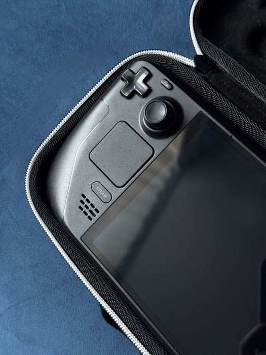 Valve Steam Deck OLED