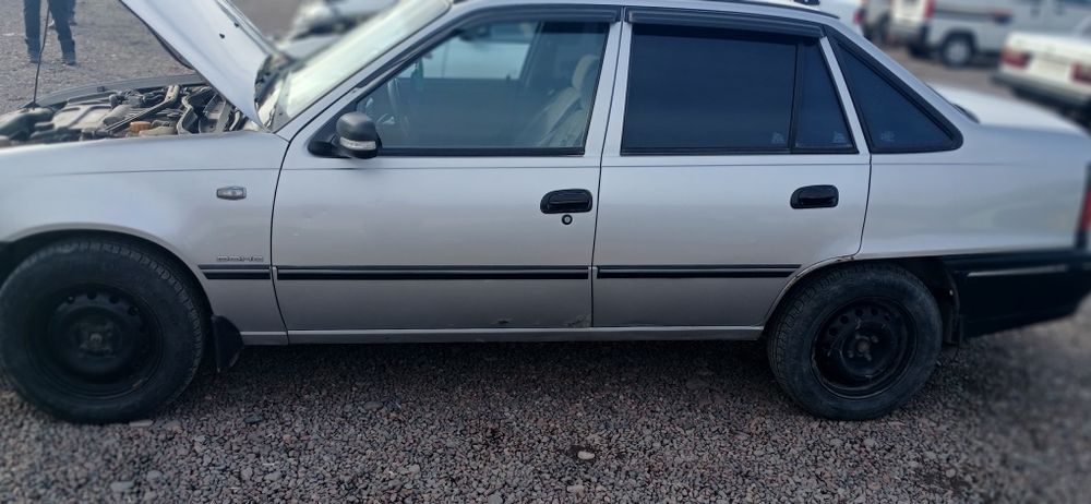 Nexia1 2004 yil holati yaxshi