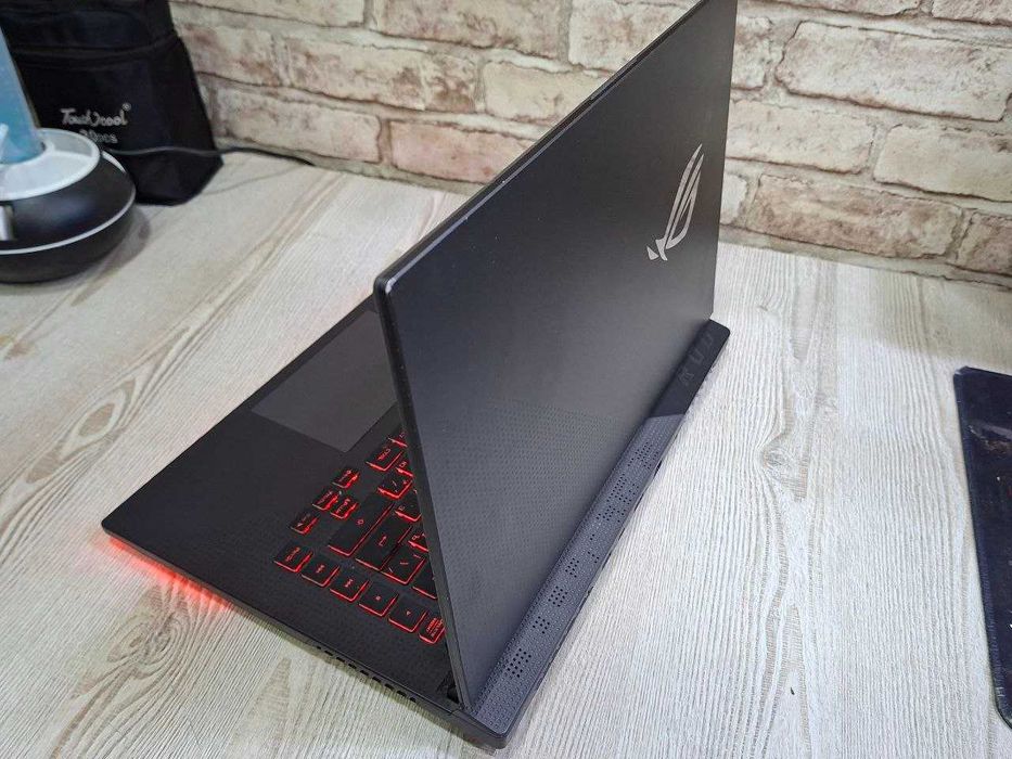 Ноутбук ASUS ROG Strix G513