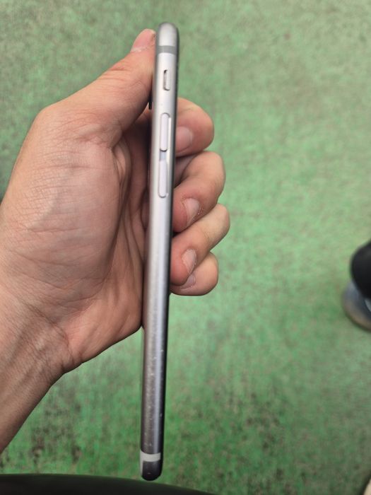 iPhone 6 в хорошем состоянии