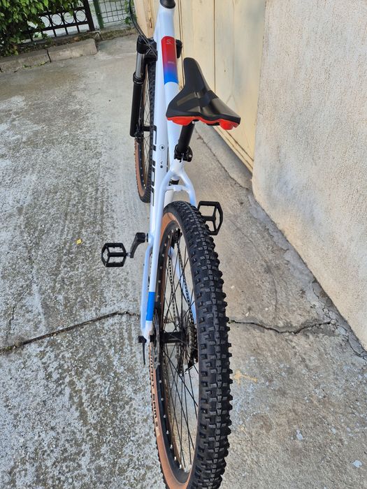 Bicicleta cube aim slx 29