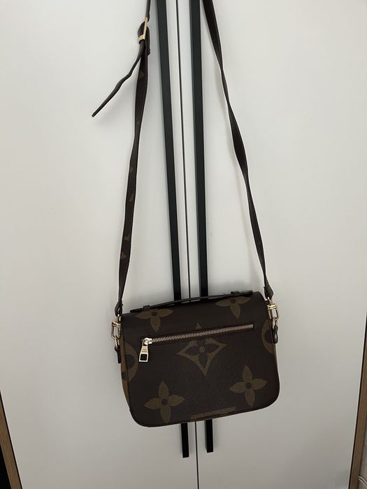 Дамска кафява чанта