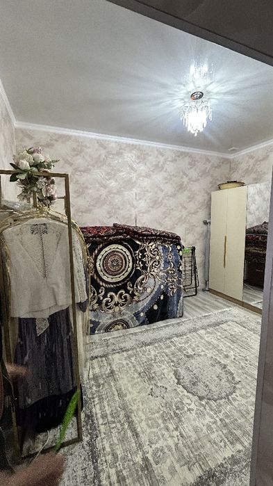 Уй сотилади барча жихозлари бн