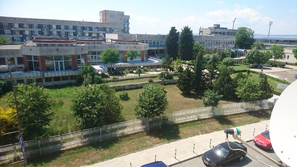 Луксозно студио е Поморие срещу Санаториума