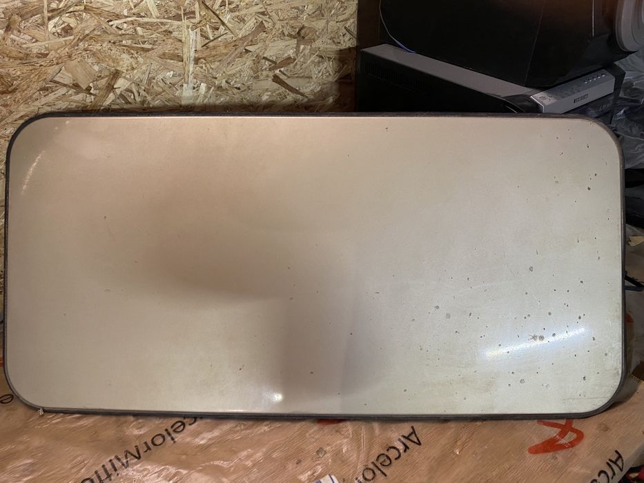 Крышка люка на пассат б3