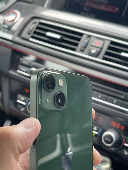 IPhone 13 128Gb зеленый