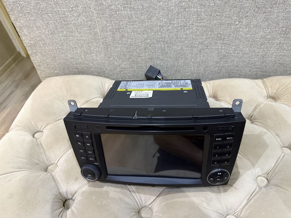 * Android магнитола на Mercedes очень хорошего качества