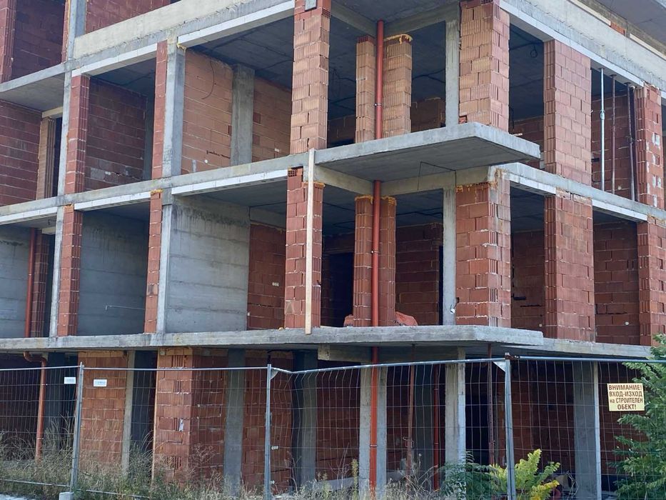 Продава се Двустаен апартамент в Карлово - 70 кв.м за 663 €/кв.м - Снимка #19