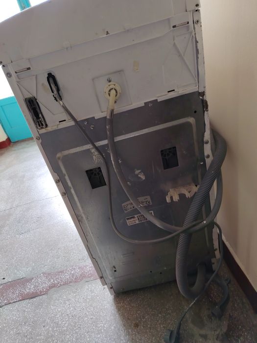 Vând mașina de spălat pentru piese