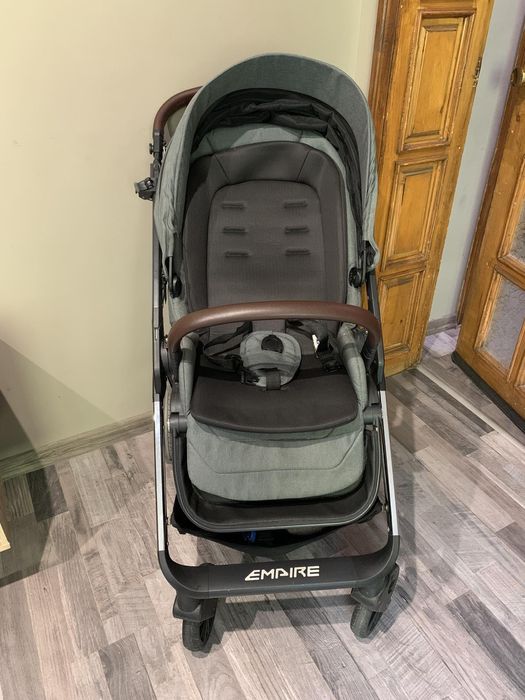 Количка Cangaroo Empire