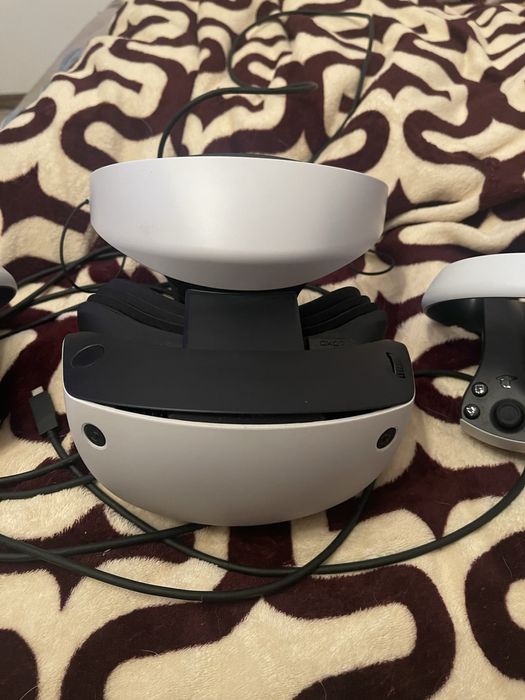 PlayStation VR2 PS5 - ca nou, folosit de 2 ori | Schimb cu meta q3