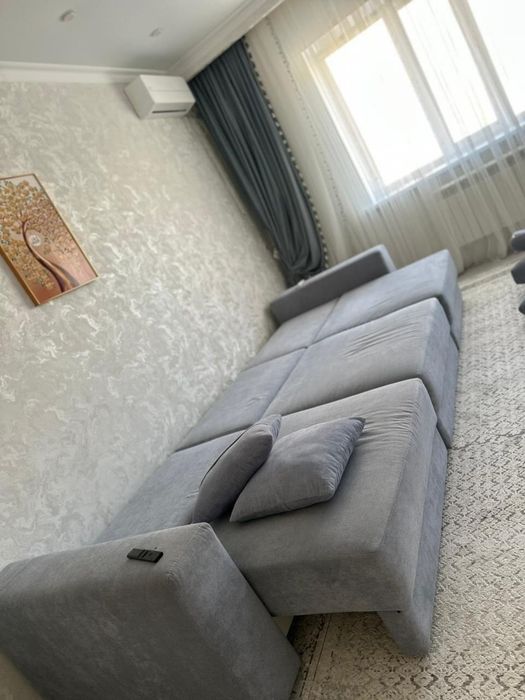 Продам диван в отличном состояние