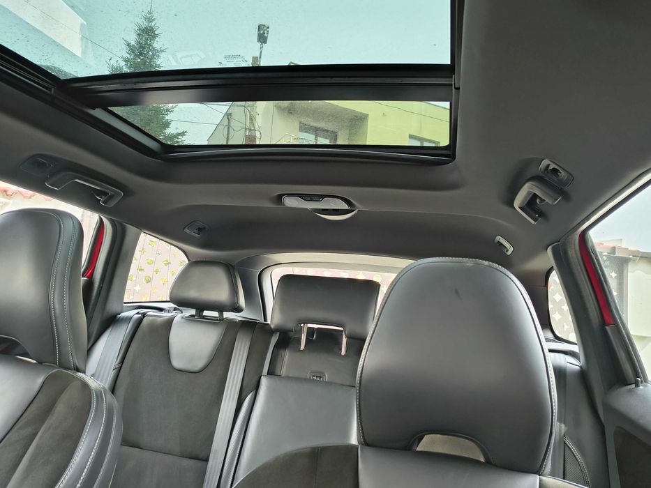 Volvo XC60 Geartronic 8+1 Kinetic RDesign impecabil,factura tva inclus