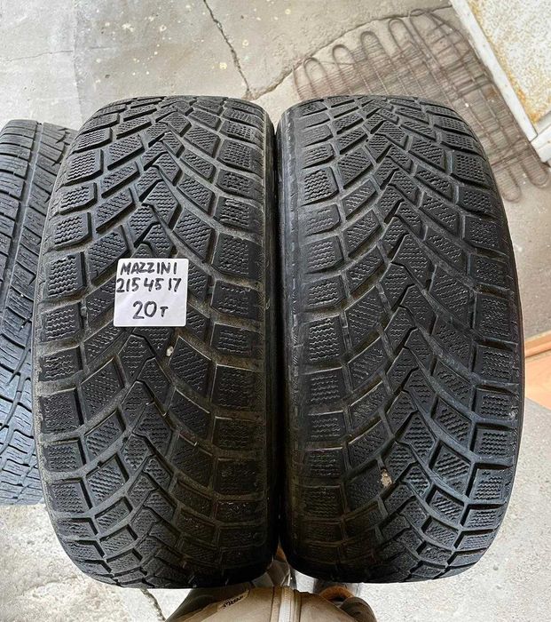 Шины 2шт Mazzini 215 45 R17