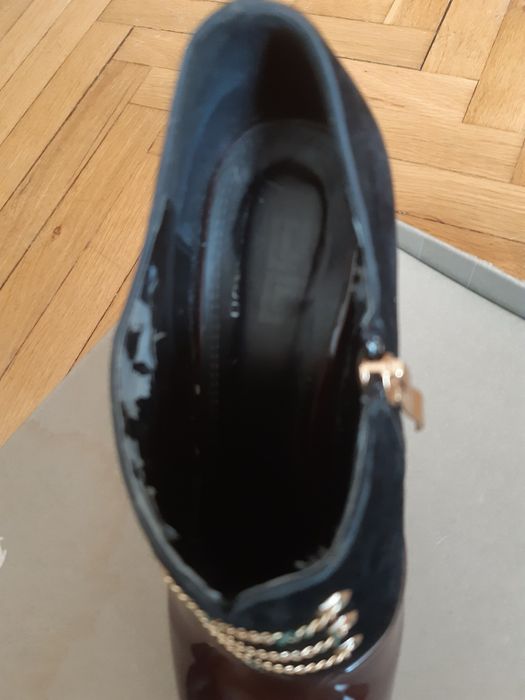 Боти, официални обувки на ток