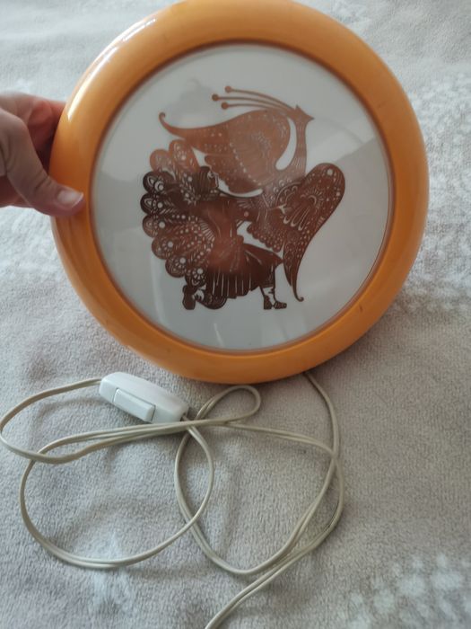 Лампа за стена, може и за декорация или нощна лампа