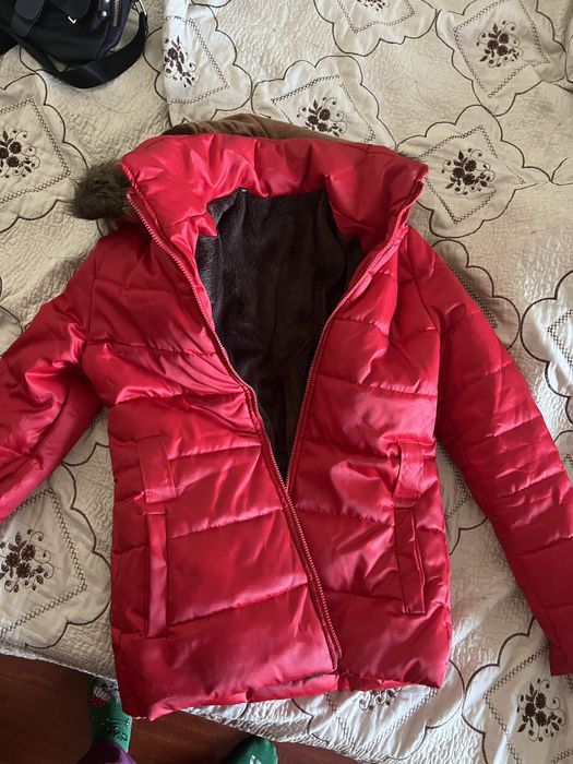 Продам зимнюю куртку