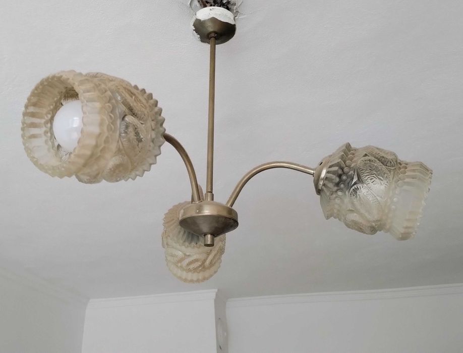 Стъклен ретро полилей