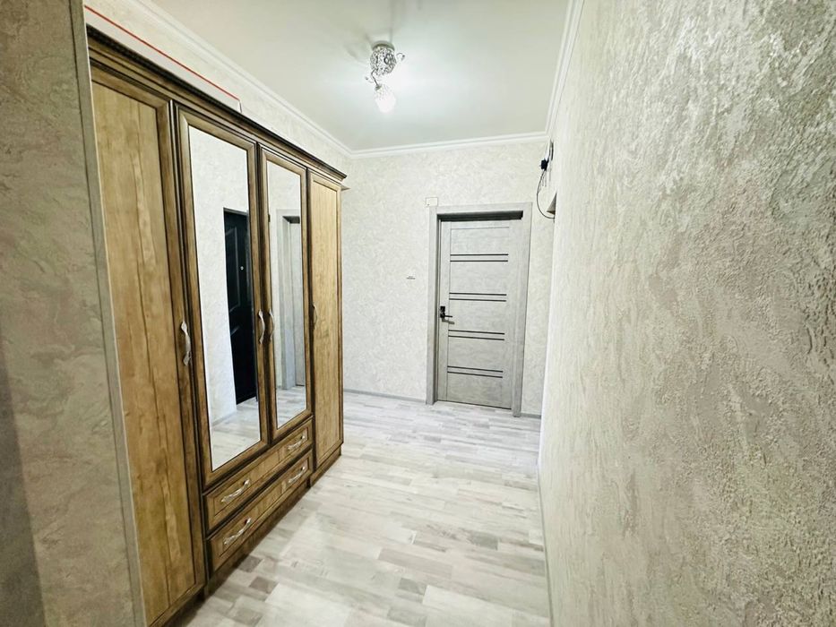 Срочно продам 2-комнатную квартиру Сергели спутник 4. Певый этаж 2/1/9