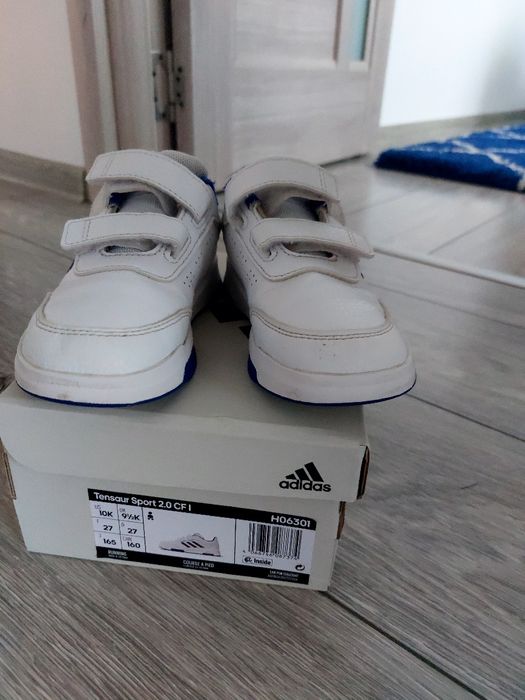 Adidasi marimea 27