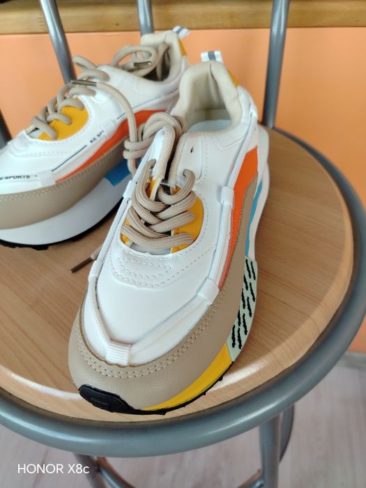 Дамски кецове маратонки номер 35 стелка 23-23,5см.