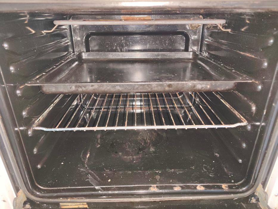 Продам духовку в