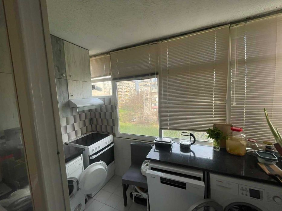 Продава се Двустаен апартамент в Пловдив, Христо Смирненски - 50 кв.м за 949 €/кв.м - Снимка #3