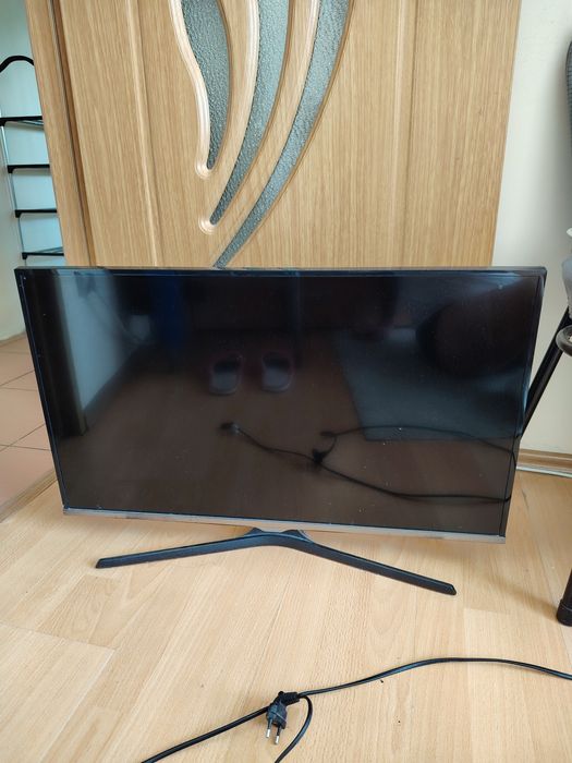 Televizor Samsung Full HD UE32J5100AW