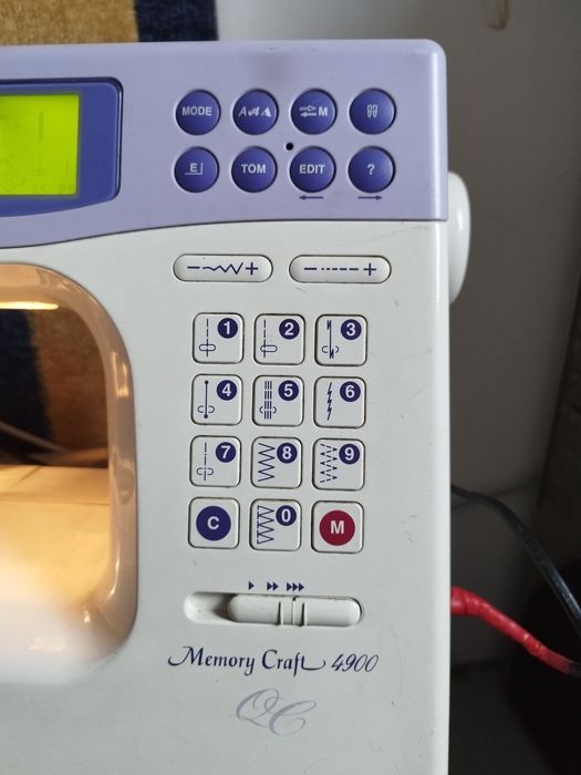 Продам швейную машинку  Janome memory craft 4900