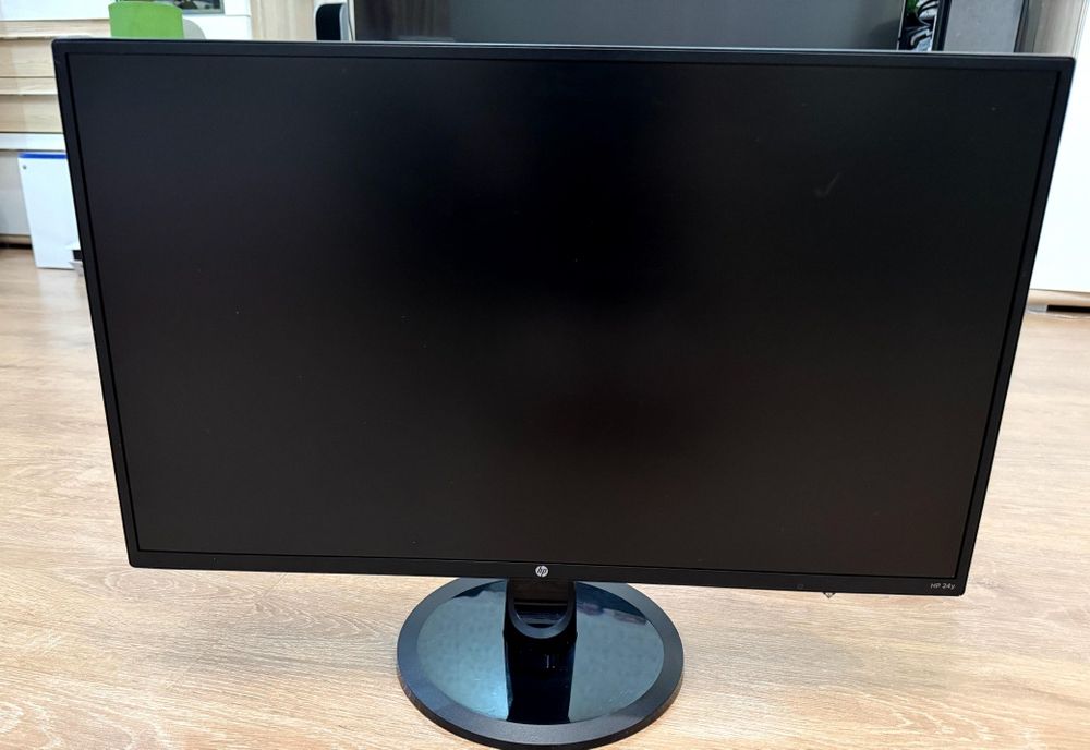 Монитор HP 24y в отличном состоянии