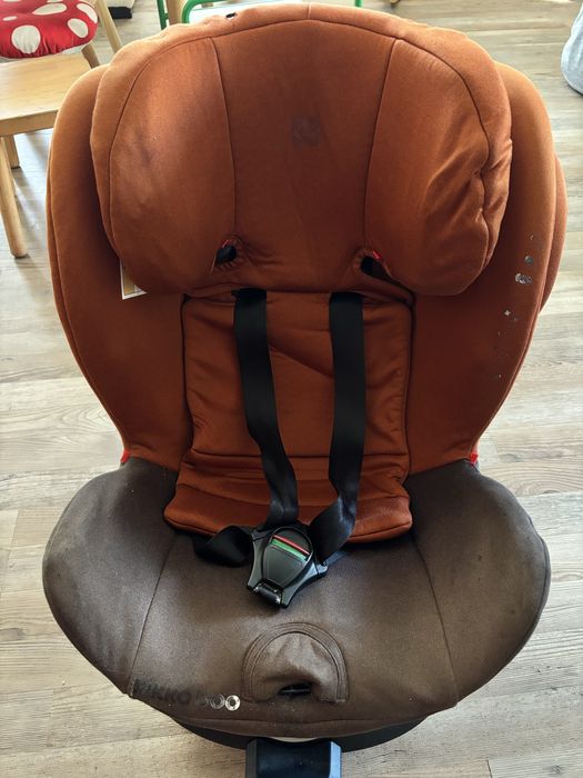 Kikka boo стол за кола модел Ronda isofix