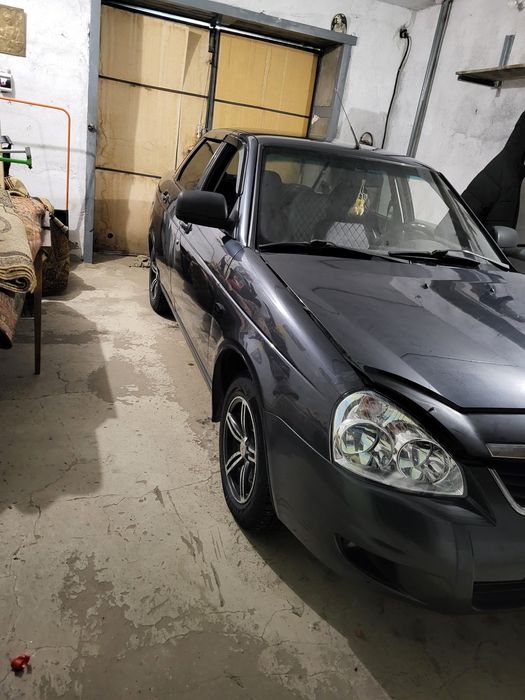 Продам приору 2012 года